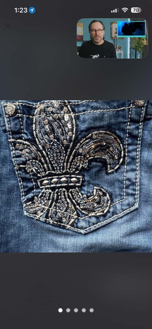 Miss Me Signature Rise Straight Leg Fleur-de-lis Embellished Jeans Size 30